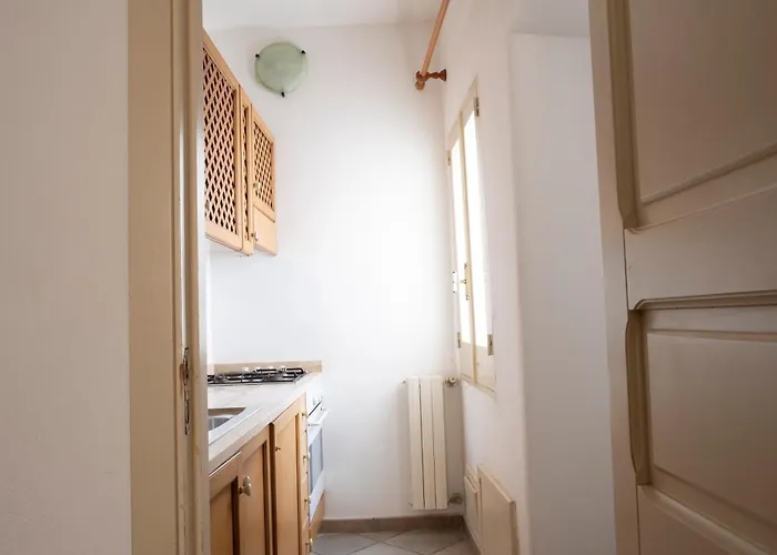 מלון דירות Chicca's *