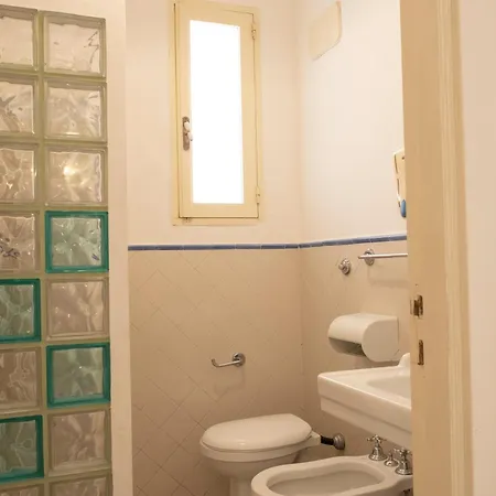 Chicca's Aparthotel 3*