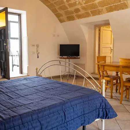 Chicca's Aparthotel 3*