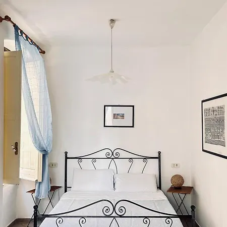 Aparthotel Chicca's 3*