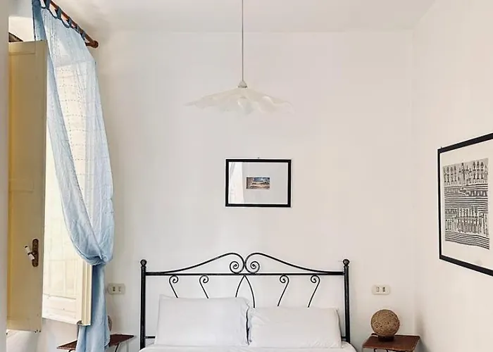 Hotel apartamentowy Chicca's *